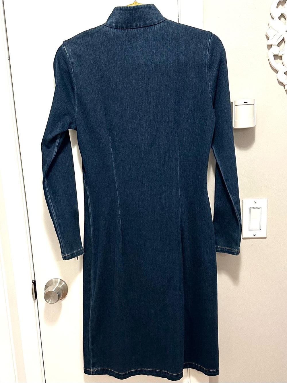 J. McLaughlin Bedford 3/4 Slv Mock Neck Knit Denim Dress S Dark Wash Fitted NEW - Picture 2 of 11